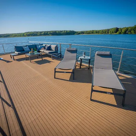 Πλωτό κατάλυμα Magisches Abenteuer-hausboot Juno Fürstenberg-Havel