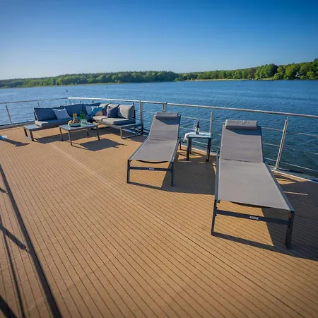 ספינת מלון Magisches Abenteuer-hausboot Juno *