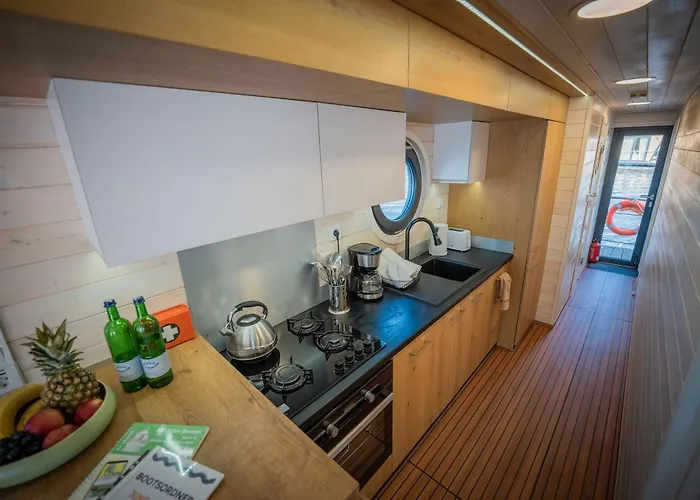 Magisches Abenteuer-hausboot Juno * Fürstenberg-Havel